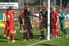 3. Liga - FC Viktoria Köln - FC Ingolstadt 04 - Gedränge an der Ecke Björn Paulsen (4, FCI) Tobias Schröck (21, FCI) Nico Antonitsch (5, FCI) Wunderlich Mike (8 Köln) Torwart Mielitz Sebastian (1 Köln)