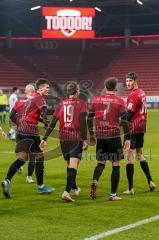 3. Liga - FC Ingolstadt 04 - F.C. Hansa Rostock - Tor Jubel 1:0 Siegtor, Merlin Röhl (34, FCI) mit Thomas Keller (27, FCI) Marcel Gaus (19, FCI) Dennis Eckert Ayensa (7, FCI)