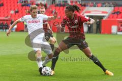 3. Fußball-Liga - Saison 2020/2021 - FC Ingolstadt 04 - SC Verl - Ganiggia Ginola Elva (#14,FCI)  - Lars Ritzka (#21 Verl) - Foto: Meyer Jürgen