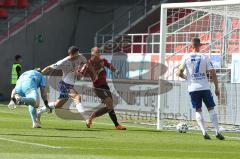 3. Fußball-Liga - Saison 2020/2021 - FC Ingolstadt 04 -  KFC Uerdingen - Der 1:0 Führungstreffer durch Beister Maximilian (#10,FCI) - jubel - Björn Paulsen (#4,FCI)  - Lukas Königshofer Torwart (#1 Uerdingen) - Foto: Meyer Jürgen