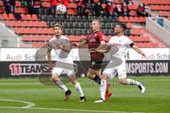 3. Liga - FC Ingolstadt 04 - SC Verl - mitte Ilmari Niskanen (22, FCI) rechts Stöckner Julian (23 Verl)