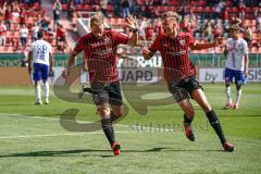 3. Liga - FC Ingolstadt 04 - KFC Uerdingen 05 - Maximilian Beister (11, FCI) überwindet Königshofer Lukas (1 KFC) und erzielt das 1:0 Tor Jubel Filip Bilbija (35, FCI)