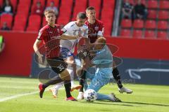 3. Fußball-Liga - Saison 2020/2021 - FC Ingolstadt 04 -  KFC Uerdingen - Stefan Kutschke (#30,FCI)  - Stefan Velkow (#13 Uerdingen) - Filip Bilbija (#35,FCI)  - Lukas Königshofer Torwart (#1 Uerdingen) - Foto: Meyer Jürgen