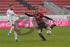 3. Liga - FC Ingolstadt 04 - VfB Lübeck - Marcel Gaus (19, FCI) Deichmann Yannick (10 Lübeck)