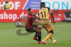 3. Liga - FC Ingolstadt 04 - Dynamo Dresden - Robin Krauße (23, FCI) Agyemang Diawusie (11 Dresden)