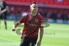 3. Fußball-Liga - Saison 2020/2021 - FC Ingolstadt 04 -  KFC Uerdingen - Dominik Franke (#3,FCI) bereitet den 2:0 Führungstreffer vor mit einer Flanke - jubel - Foto: Meyer Jürgen