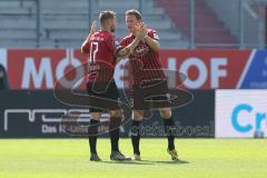 3. Fußball-Liga - Saison 2020/2021 - FC Ingolstadt 04 -  KFC Uerdingen - Michael Heinloth (#17,FCI)  - Marcel Gaus (#19,FCI) klatschen sich vor dem Spiel ab - Foto: Meyer Jürgen