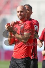 3. Fußball-Liga - Saison 2020/2021 - FC Ingolstadt 04 -  KFC Uerdingen - Die Spieler bedanken sich bei den Fans nach dem Spiel - Nico Antonitsch (#5,FCI)  - Foto: Meyer Jürgen