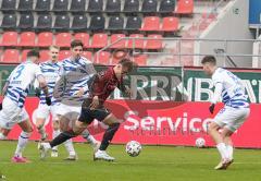 3. Liga - FC Ingolstadt 04 - MSV Duisburg - Dennis Eckert Ayensa (7, FCI) Darius Ghindovean (8 MSV) Dominik Schmidt (3 MSV)