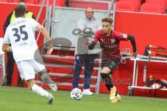 3. Fußball-Liga - Saison 2020/2021 - FC Ingolstadt 04 - SpVgg Unterhaching - Jalen Hawkins (#20,FCI)  - Foto: Meyer Jürgen