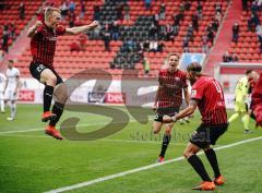 3. Liga - FC Ingolstadt 04 - SC Verl - Björn Paulsen (4, FCI) trictt zum 2:1 Tor Jubel Torwart Brüseke Robin (32 Verl) keine Chance, Ilmari Niskanen (22, FCI) Filip Bilbija (35, FCI)