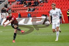 3. Liga - FC Ingolstadt 04 - SpVgg Unterhaching - Angriff Marc Stendera (10, FCI) Grauschopf Paul (25 SpVgg)