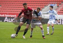 3. Liga - FC Ingolstadt 04 - MSV Duisburg - Stefan Kutschke (30, FCI) Zweikampf mit Vincent Gembalies (26 MSV) Tobias Fleckstein (15 MSV)