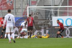 3. Fußball-Liga - Saison 2020/2021 - FC Ingolstadt 04 - SC Verl - Torwart Fabijan Buntic (#24,FCI)  - Phillip Sander (#11 Verl) - Marcel Gaus (#19,FCI) - Björn Paulsen (#4,FCI)  - Foto: Meyer Jürgen