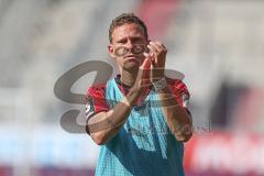 3. Fußball-Liga - Saison 2020/2021 - FC Ingolstadt 04 -  KFC Uerdingen - Abklatschen nach dem Spiel - Marcel Gaus (#19,FCI) - Foto: Meyer Jürgen