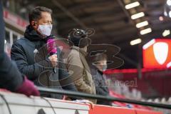 3. Liga - FC Ingolstadt 04 - F.C. Hansa Rostock - Cheftrainer Tomas Oral (FCI) im Magenta Interview, Moderator