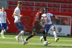 3. Fußball-Liga - Saison 2020/2021 - FC Ingolstadt 04 -  KFC Uerdingen - Ganiggia Ginola Elva (#14,FCI)  - Heinz Mörschel (#21 Uerdingen) - Haktab Omar Traore (#23 Uerdingen) - Foto: Meyer Jürgen