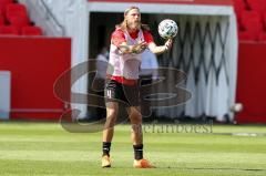 3. Fußball-Liga - Saison 2020/2021 - FC Ingolstadt 04 -  KFC Uerdingen - Die Spieler beim warm machen - Björn Paulsen (#4,FCI)  - Foto: Meyer Jürgen