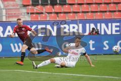 3. Liga - FC Ingolstadt 04 - SC Verl - Ilmari Niskanen (22, FCI) flankt, Marcel Gaus (19, FCI) Tor Stöckner Julian (23 Verl) stört