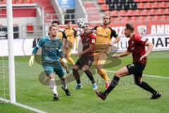 3. Liga - FC Ingolstadt 04 - Dynamo Dresden - Torwart Kevin Broll (1 Dresden)  wehrt den Ball von Tobias Schröck (21, FCI) Torchance verpasst