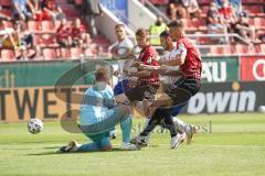 3. Liga - FC Ingolstadt 04 - KFC Uerdingen 05 - Filip Bilbija (35, FCI) Stefan Kutschke (30, FCI) scheitern an Königshofer Lukas (1 KFC)