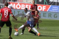 3. Fußball-Liga - Saison 2020/2021 - FC Ingolstadt 04 -  KFC Uerdingen - Dominik Franke (#3,FCI) - Christian Kinsombi #11 Uerdingen) - Foto: Meyer Jürgen