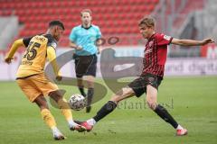 3. Liga - FC Ingolstadt 04 - Dynamo Dresden - Filip Bilbija (35, FCI) Ransford-Yeboah Königsdörffer (35 Dresden)