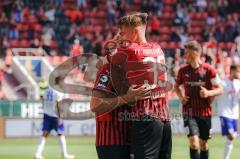 3. Liga - FC Ingolstadt 04 - KFC Uerdingen 05 - Tor Jubel Maximilian Beister (11, FCI) und Filip Bilbija (35, FCI)