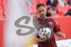 3. Liga - FC Ingolstadt 04 - KFC Uerdingen 05 - Michael Heinloth (17, FCI) Einwurf