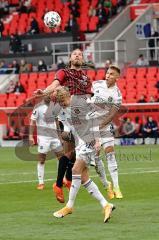 3. Liga - FC Ingolstadt 04 - SpVgg Unterhaching - Caniggia Ginola Elva (14, FCI) Dombrowka Max (8 SpVgg) Bandowski Jannik (17 SpVgg)