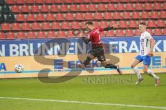 3. Liga - FC Ingolstadt 04 - F.C. Hansa Rostock - Schuß Dennis Eckert Ayensa (7, FCI)