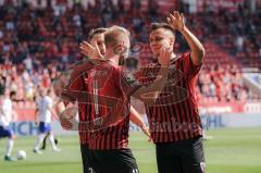 3. Liga - FC Ingolstadt 04 - KFC Uerdingen 05 - Tor Jubel Maximilian Beister (11, FCI) und Filip Bilbija (35, FCI) Dominik Franke (3 FCI)