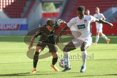 3. Fußball-Liga - Saison 2020/2021 - Testspiel -FC Ingolstadt 04 - 1. FC Heidenheim - Jalen Hawkins (#20,FCI)  - Merveille Biankadi (#23 Heidenheim) - Foto: Meyer Jürgen