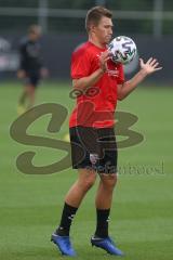 3. Fußball-Liga - Saison 2020/2021 - FC Ingolstadt 04 - Trainingsauftakt - Gordon Büch (#18,FCI) - Foto: Meyer Jürgen