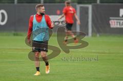 3. Liga - FC Ingolstadt 04 - Training - Marc Stendera (10, FCI) Daumen hoch