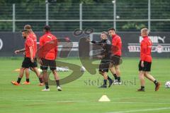 3. Liga - FC Ingolstadt 04 - Training - Cheftrainer Tomas Oral (FCI) erklärt Übungen