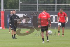 3. Fußball-Liga - Saison 2020/2021 - FC Ingolstadt 04 - Trainingsauftakt - Chef-Trainer Tomas Oral (FCI) - Björn Paulsen (#4,FCI)  - Foto: Meyer Jürgen