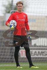 3. Fußball-Liga - Saison 2020/2021 - FC Ingolstadt 04 - Trainingsauftakt - Torwart Robert Jendrusch (#1,FCI) - Foto: Meyer Jürgen