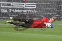 3. Fußball-Liga - Saison 2020/2021 - FC Ingolstadt 04 - Trainingsauftakt - Torwart Robert Jendrusch (#1,FCI) - Foto: Meyer Jürgen