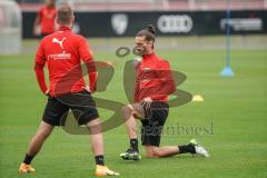 3. Liga - FC Ingolstadt 04 - Training - Jonatan Kotzke (25 FCI) mit Marc Stendera (10, FCI)