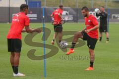 3. Fußball-Liga - Saison 2020/2021 - FC Ingolstadt 04 - Trainingsauftakt - Robin Krausse (#23,FCI)  rechts mit Justin Butler FCI - Foto: Meyer Jürgen