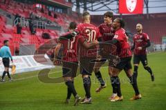 3. Liga - FC Ingolstadt 04 - VfB Lübeck - Tor Jubel 1:0 Stefan Kutschke (30, FCI) Merlin Röhl (34, FCI) Michael Heinloth (17, FCI) Caniggia Ginola Elva (14, FCI) Nico Antonitsch (5, FCI)