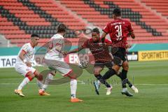 DFB Pokal - FC Ingolstadt 04 - Fortuna Düsseldorf - Caniggia Ginola Elva (14, FCI) kämpft sich durch die Abwehr, Torchance, Justin Butler (31, FCI) Bodzek Adam (13 Fortuna) Morales Alfredo (6 Fortuna)