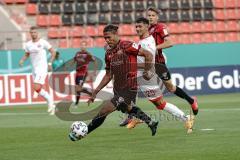 DFB Pokal - FC Ingolstadt 04 - Fortuna Düsseldorf - Justin Butler (31, FCI) Zimmermann Matthias (25 Fortuna)