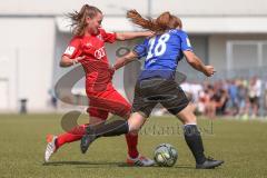 2. Bundesliga Frauen - FC Ingolstadt 04 - DSC Arminia Bielefeld - Kießling Ricarda FCI rot - Lazic Kristina Bielefeld blau - Foto: Jürgen Meyer