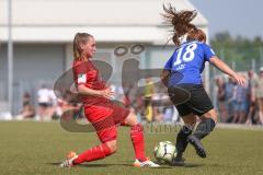 2. Bundesliga Frauen - FC Ingolstadt 04 - DSC Arminia Bielefeld - Kießling Ricarda FCI rot - Lazic Kristina Bielefeld blau - Foto: Jürgen Meyer