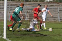 Bayernliga Süd - Saison 2020/2021 - FC Ingolstadt 04 II - Schwabmünchen - Tim Härtel rot FCI - Mario Götzendörfer
rot FCI - mit einer Torchance - Stefan Brunner Torwart Schwabmünchen - Foto: Meyer Jürgen