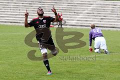 Regionalliga Bayern FC Ingolstadt 04 II - SpVgg Bayern Hof - Ofosu Reagy (schwarz FC Ingolstadt) freut sich zum 1:1 Ausgleichstreffer - Foto: Jürgen Meyer