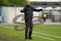 Regionalliga - FC Ingolstadt 04 II - Bayern München II  - Mehmet Scholl mit Schiedsrichterleistung unzufrieden - Foto: Jürgen Meyer