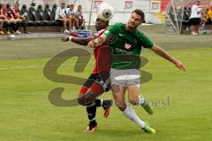 FC Ingolstadt II - 1.FC Schweinfurt 05 - Ofosu Reagy (rot FC Ing II) im Zweikampf - Foto: Jürgen Meyer